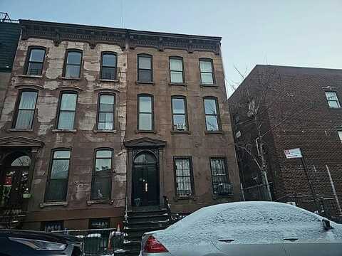 Monroe, BROOKLYN, NY 11238