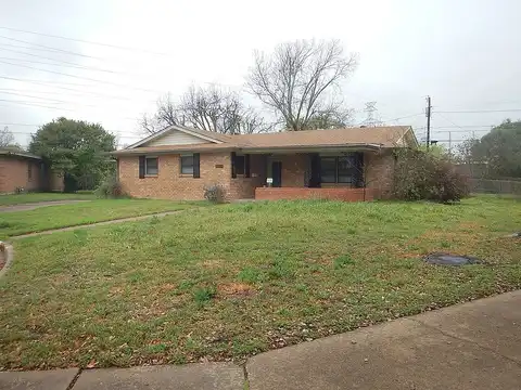 Whittier, WACO, TX 76710
