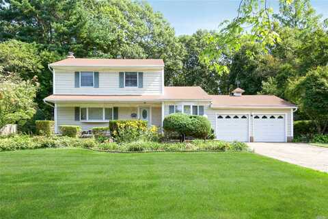 Schuyler, COMMACK, NY 11725
