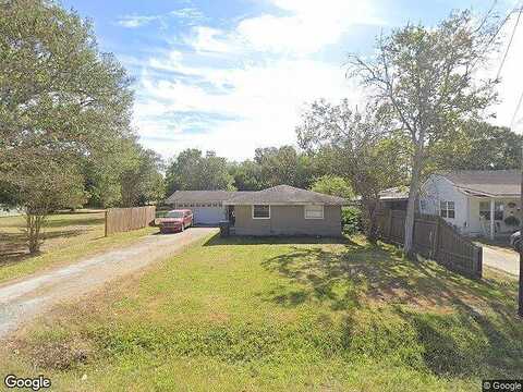 Val, GROVES, TX 77619