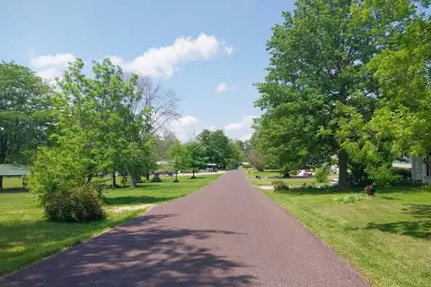 Parklane, COLUMBIA, MO 65201