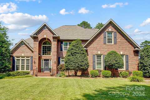 Pine Forest, CHARLOTTE, NC 28214