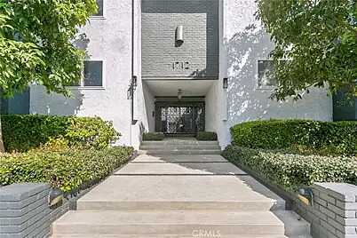 Arch Dr &Amp; Ventura Blvd (North Of Ventura, Los Angeles, CA 90025