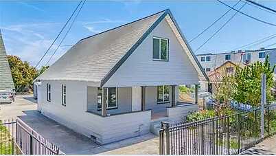 Between Pico And Olympic And West Of Beverwil, Los Angeles, CA 90018