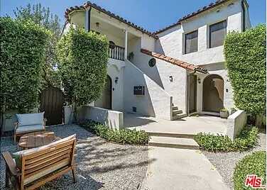 Bristol Circle And Sunset Blvd, Los Angeles, CA 90069