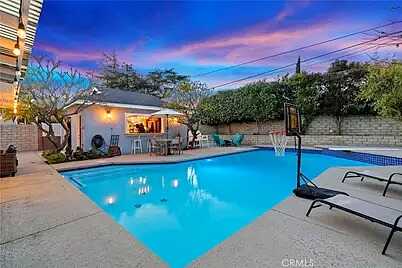 Fredonia Dr. To Skyhill Dr, Los Angeles, CA 90068