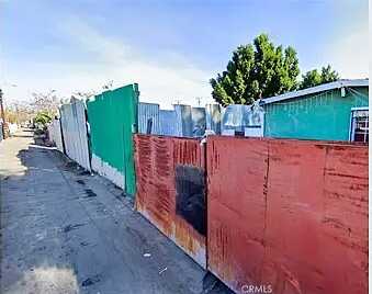 La Cienega And Clemso, Los Angeles, CA 90002