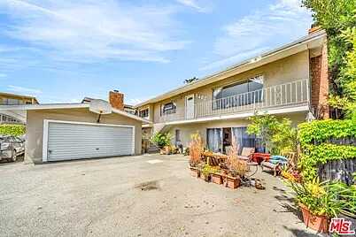 Laurel Canyon/Mulhollan, Los Angeles, CA 90066