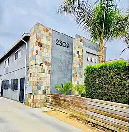 Mulholland Driv, Los Angeles, CA 90016