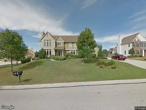 Crestwood, MENOMONEE FALLS, WI 53051