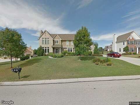 Crestwood, MENOMONEE FALLS, WI 53051