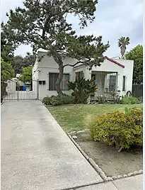 Near Dumez And Topang, Los Angeles, CA 90039