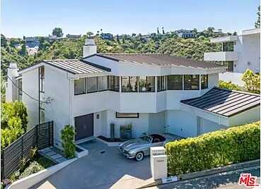 North Of Sunset Blv, Los Angeles, CA 90077