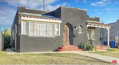 Sepulveda/South Of Ventur, Los Angeles, CA 90043