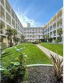 Topanga Blvd / Vanowe, Los Angeles, CA 90037