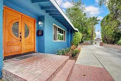 W Pico Blv, Los Angeles, CA 90046