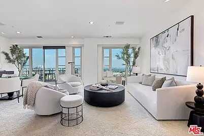 Wilshire Blvd, Los Angeles, CA 90024