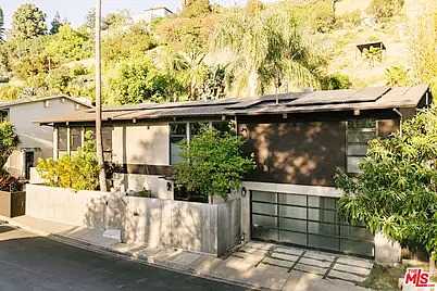 Wilshire Blvd, Los Angeles, CA 90068