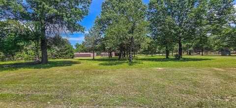 2 E 1157 Road, Checotah, OK 74432
