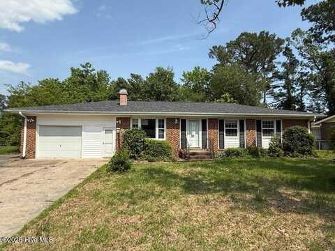 504 Oakwood Avenue, Jacksonville, NC 28546