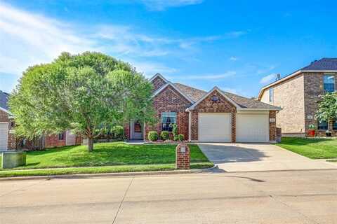 544 Bent Oak Drive, Fort Worth, TX 76131