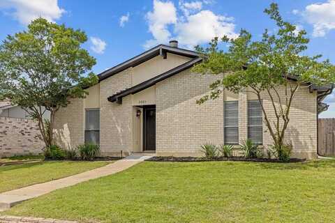2031 Kings Road, Carrollton, TX 75007