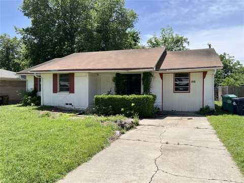 916 Manhattan Drive, Denton, TX 76209
