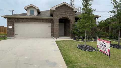 9616 Red Brush Trail, Fort Worth, TX 76131