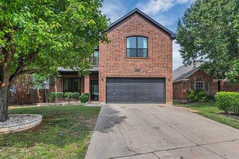10721 Emerald Park Lane, Fort Worth, TX 76052