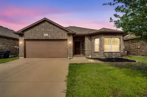 8213 White Hart Drive, Fort Worth, TX 76179