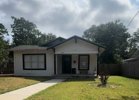 608 S Seaman Street, Eastland, TX 76448