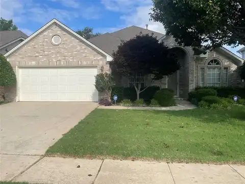 6506 Parkside Drive, Arlington, TX 76001
