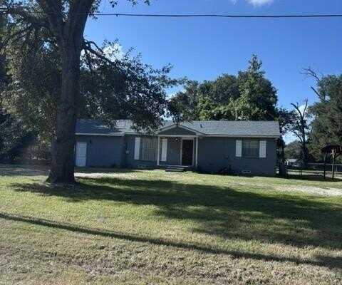 110 Henry IV Trace, Mabank, TX 75156