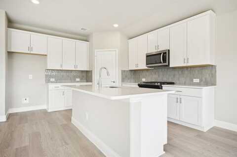 9545 Rattlesnake Trail, Fort Worth, TX 76036