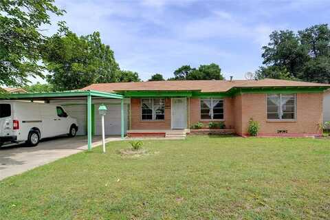 4805 Ira Street, Haltom City, TX 76117