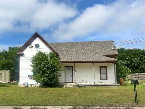 507 W Tarrant Street, Bowie, TX 76230