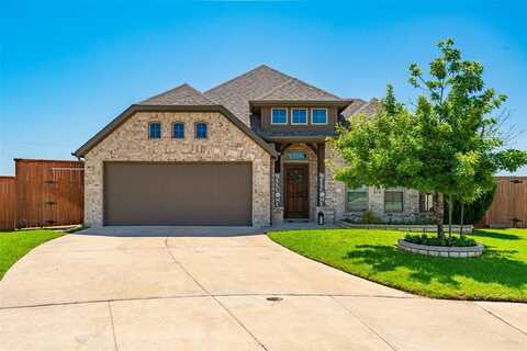 11801 Carlin Drive, Fort Worth, TX 76108