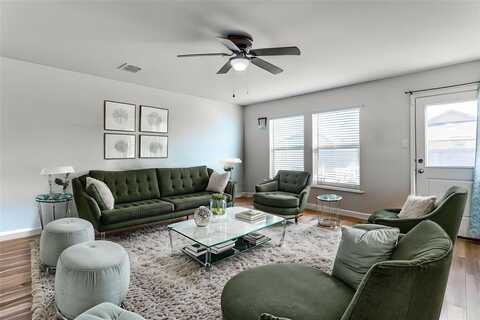 1116 Skyline Drive, Hutchins, TX 75141