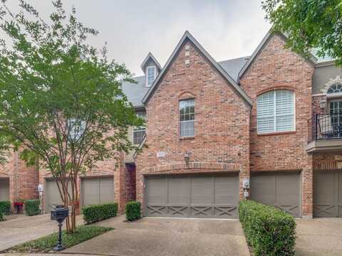 4138 Towne Green Circle, Addison, TX 75001