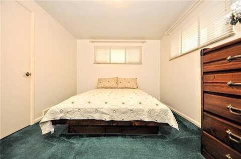 Howell, ELIZABETH, PA 15037