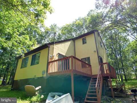 Depue, BUSHKILL, PA 18324