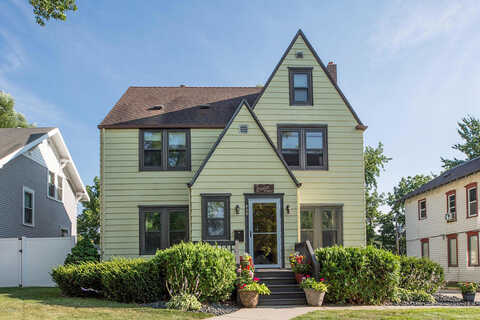 Lincoln, FERGUS FALLS, MN 56537