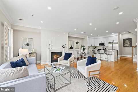 Royal, ALEXANDRIA, VA 22314