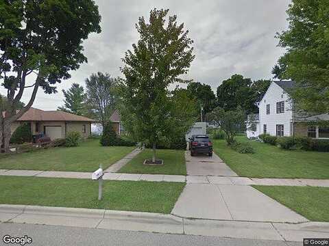 5Th, WAUNAKEE, WI 53597