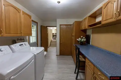 Roslyn, NEW ULM, MN 56073