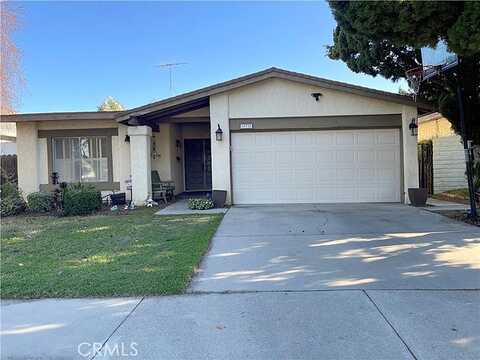 Arminta, WINNETKA, CA 91306
