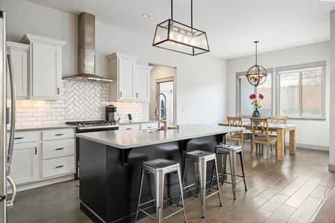 44Th, KENNEWICK, WA 99337