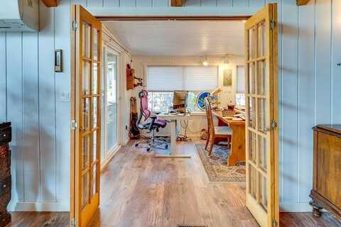 Canyon, REDMOND, OR 97756