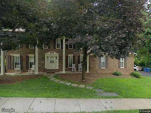 Five Oaks, FAIRFAX, VA 22031