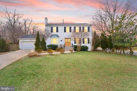 Oak, DUNN LORING, VA 22027